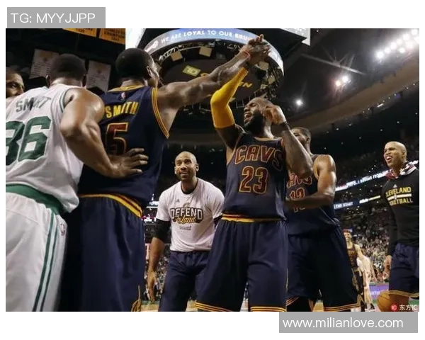 火箭与勇士激战回顾第一场第四节精彩瞬间全景解析