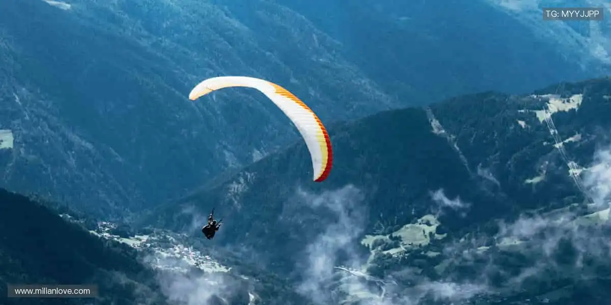 海量周边，点燃你的热爱！🎁⚽️